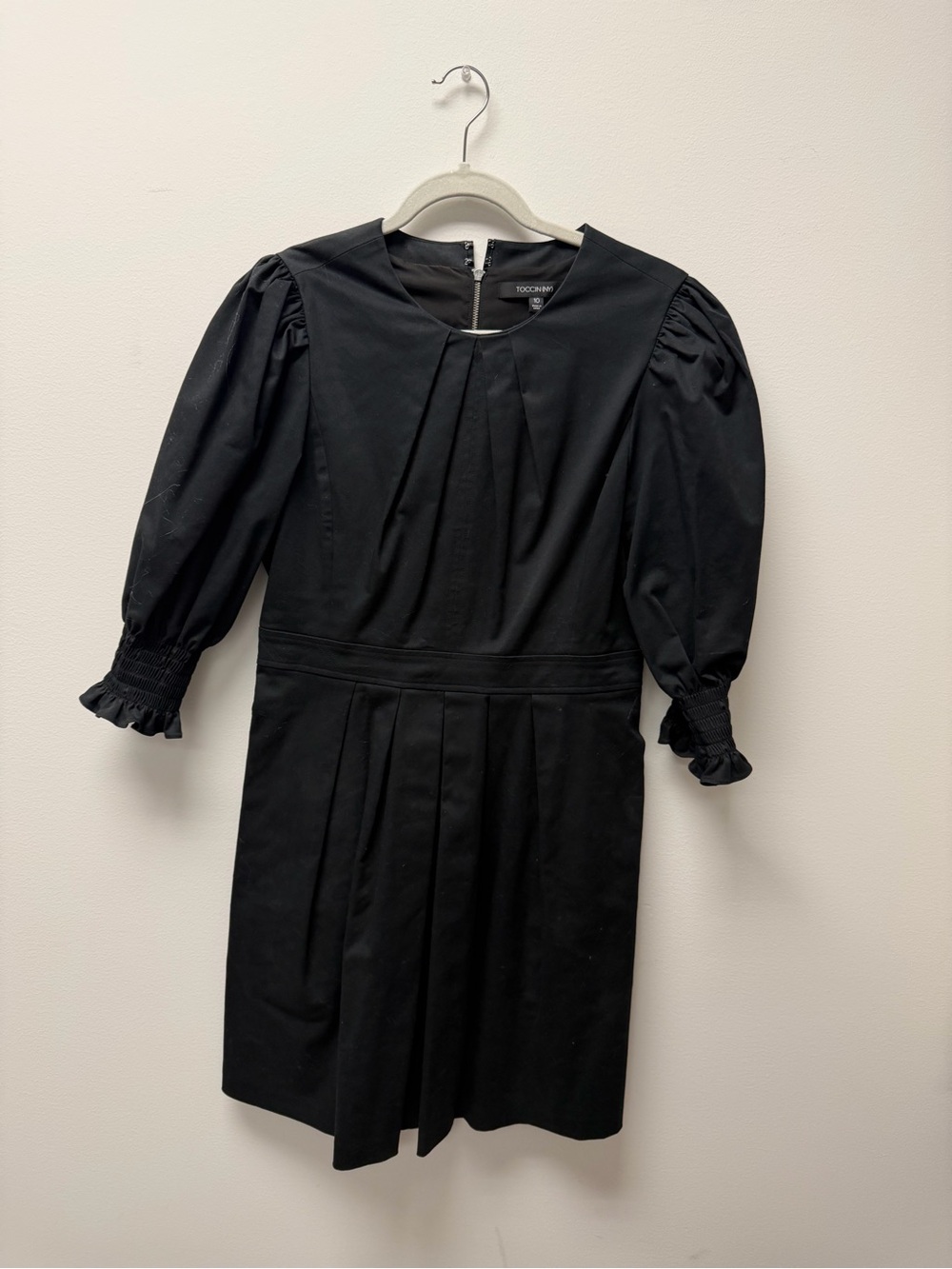 Tocca Black Puff Sleeve Pleated Dress